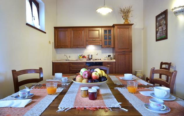 Agriturismo Bellarosa Asís Habitación foto