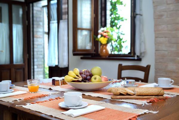 Agriturismo Bellarosa Asís Habitación foto